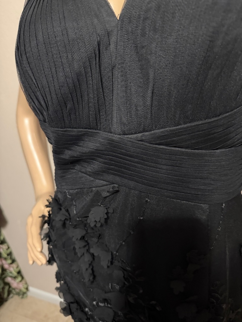 Aidan Mattox Black V-Neck Embellished Gown - Picture 2 of 8